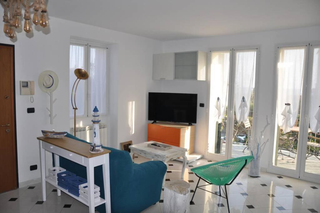 Appartamento Villa Rita A 100 M Dal Mare! Vallecrosia Bagian luar foto
