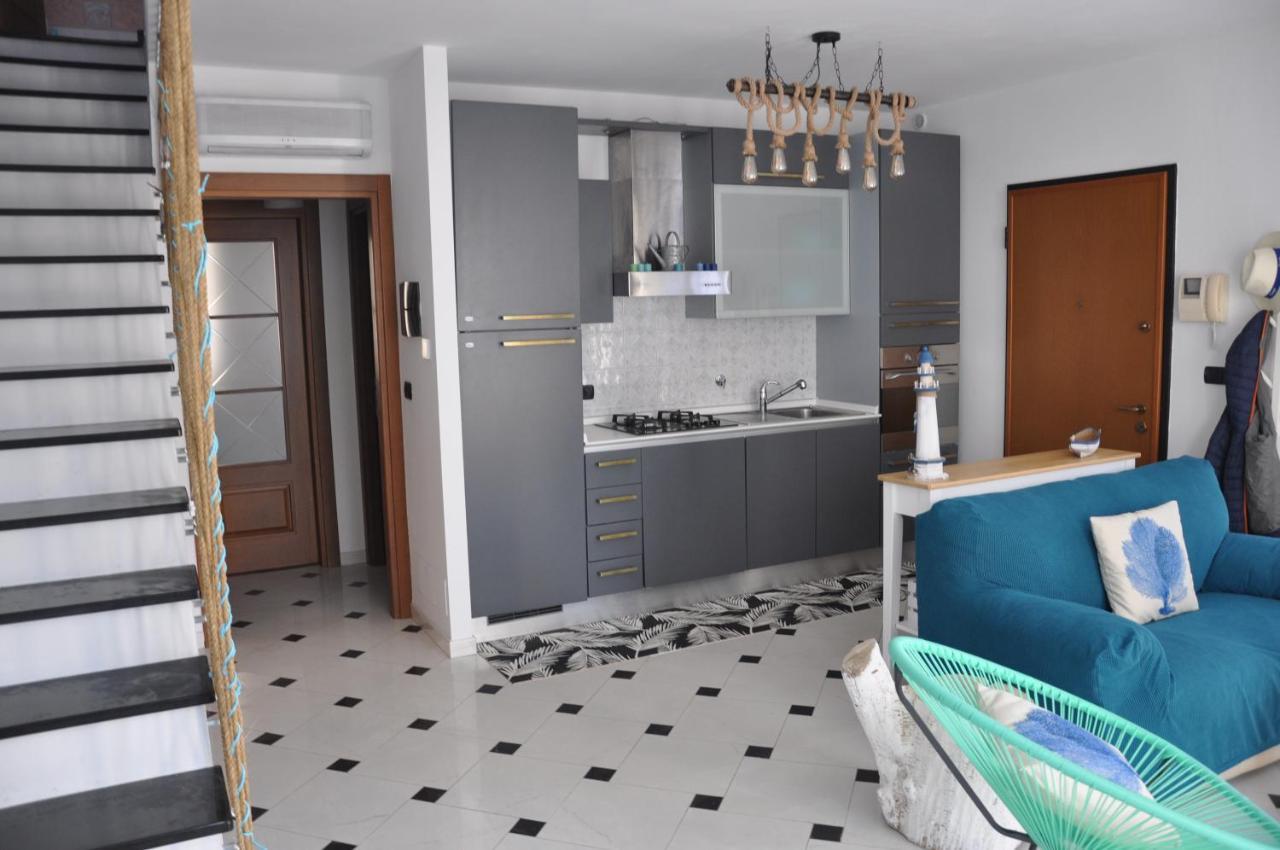 Appartamento Villa Rita A 100 M Dal Mare! Vallecrosia Bagian luar foto